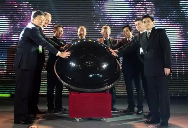 德国欧米勒钢琴助阵中国首个德国企业中心启用仪式